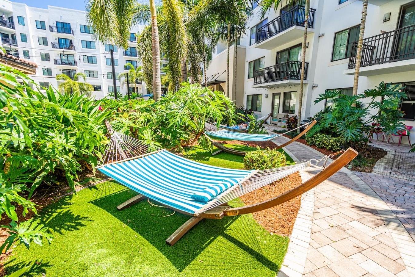 Cozy Retreat 2 Bedroom Hideaway Moments From The Sand บอยน์ทันบีช ภายนอก รูปภาพ